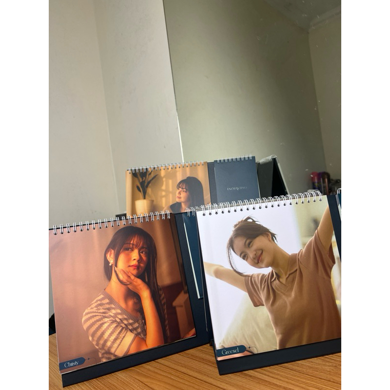 

Kalender JKT48 2025 Gaze of Dream Heartning Sincere Echanting