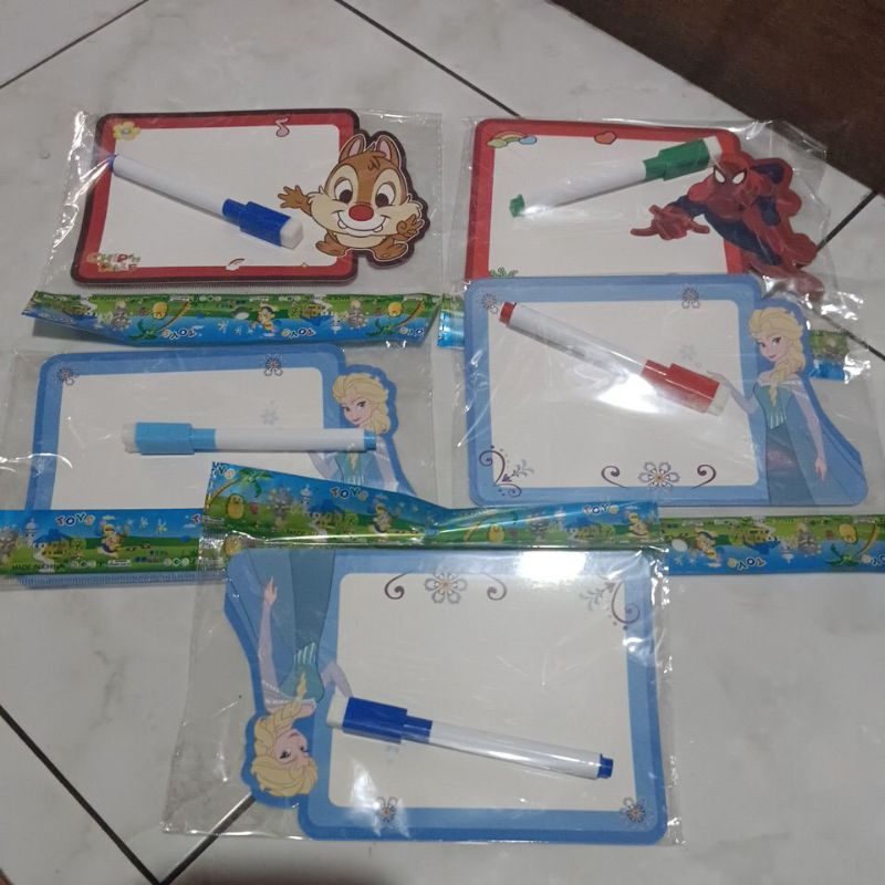 

5 pcs papan tulis karakter bisa di hapus bahan kertas tebal