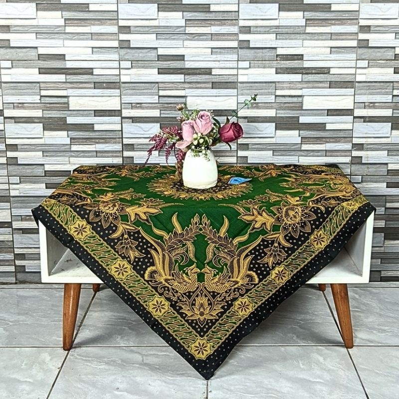 

Nycyta Home Taplak Meja Batik