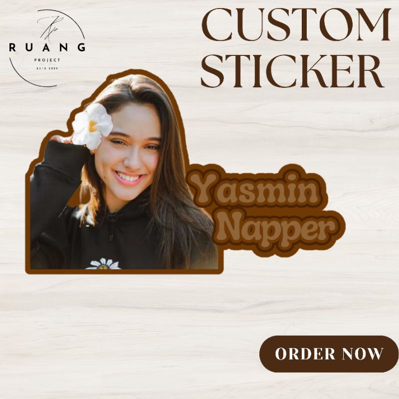 

Custom Stiker Foto dan Nama Sudah Laminasi Glossy