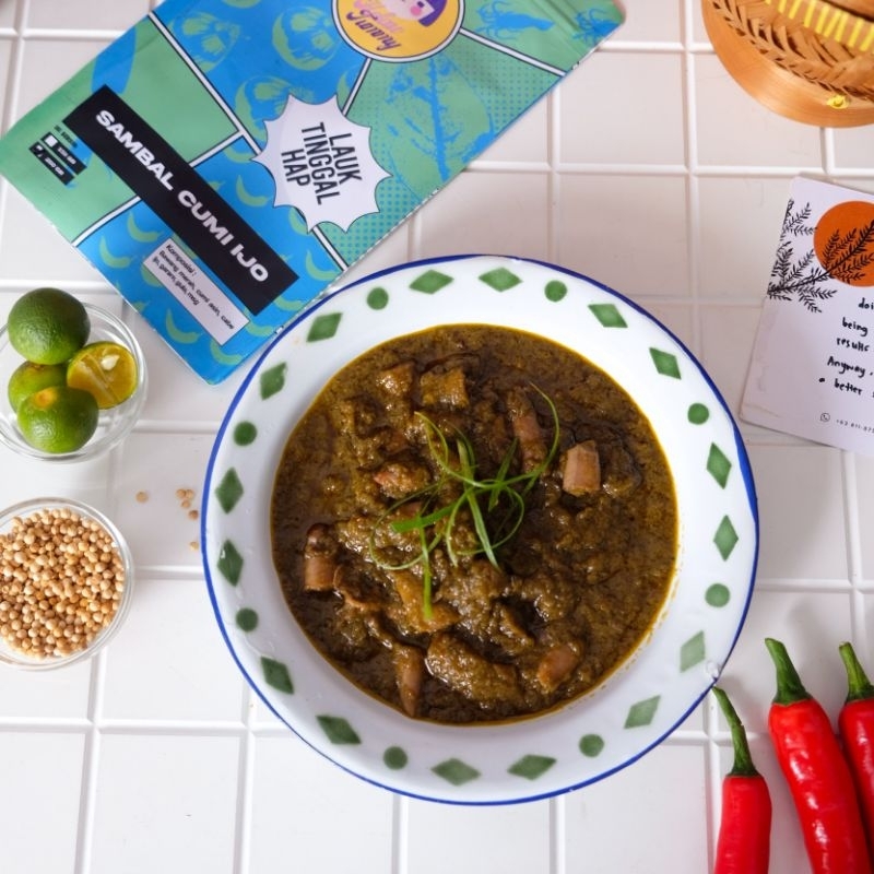 

Sambal Cumi Ijo Lauk praktis tinggal hangatkan 150 GRAM [ Helaw Tummy ]