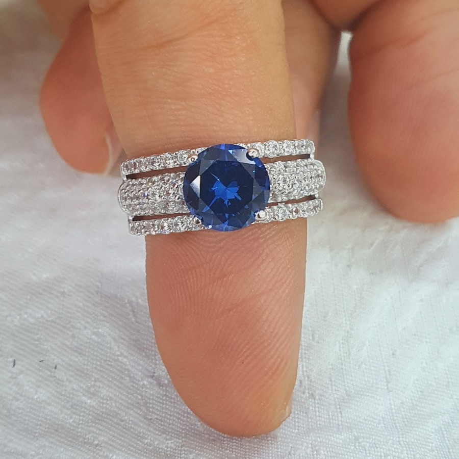 cincin model solitaire mata biru ad variasi mata emas 75% 750 75 % 17k