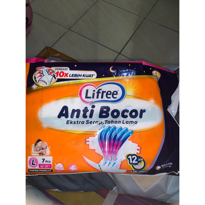 Pampers Lifree dewasa model perekat Ukuran L