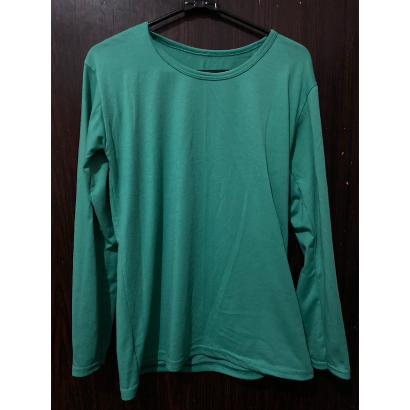 Kaos Lengan Panjang Hijau Tosca