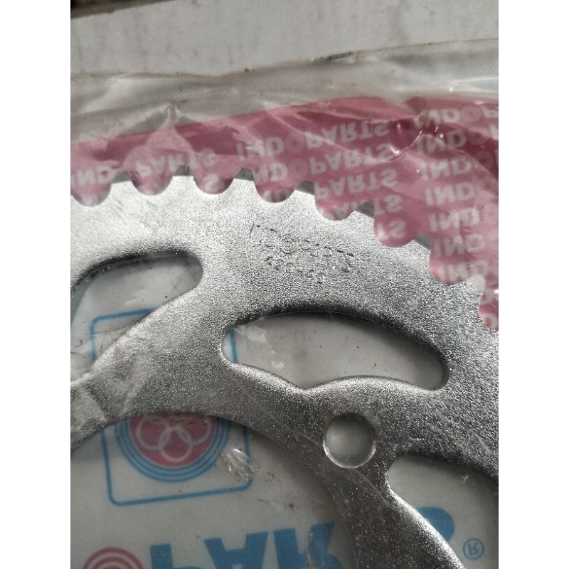 Gir belakang Yamaha Vega Zr