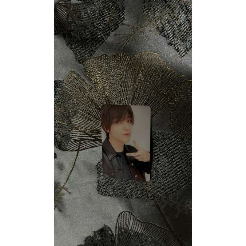 PC HAECHAN YZY R1 UNIVERSE