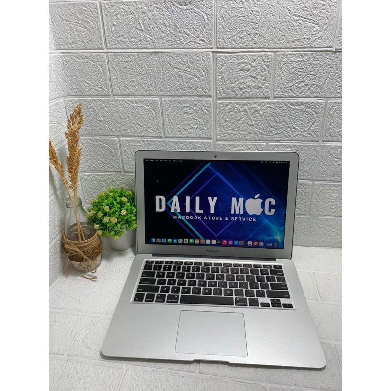 MacBook Air 13" 2015 4GB/512GB