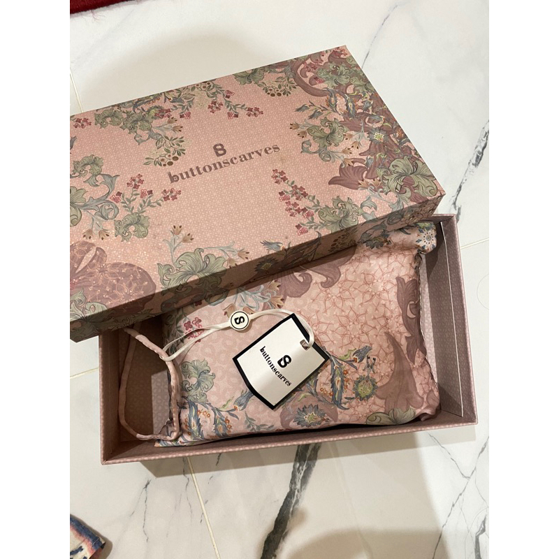 Buttonscarves the topkapi prayer robe