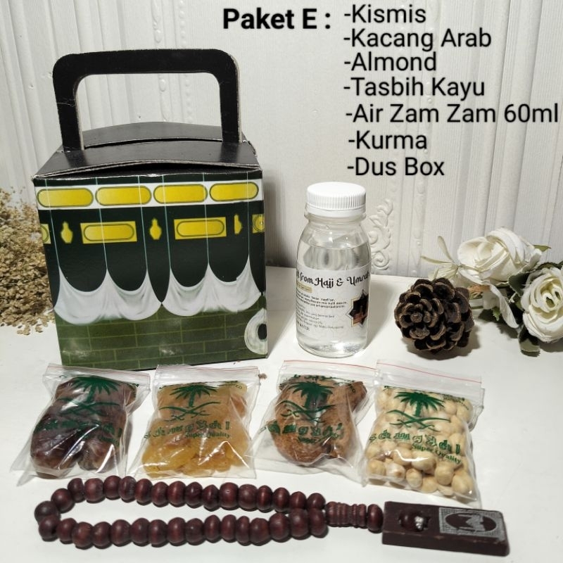 

Paket E Oleh-Oleh Haji dan Umroh Dus Box,Almond,Tasbih(Hampers/Makanan)