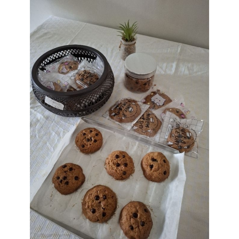 

chocochip cookies (isi 6 pcs)