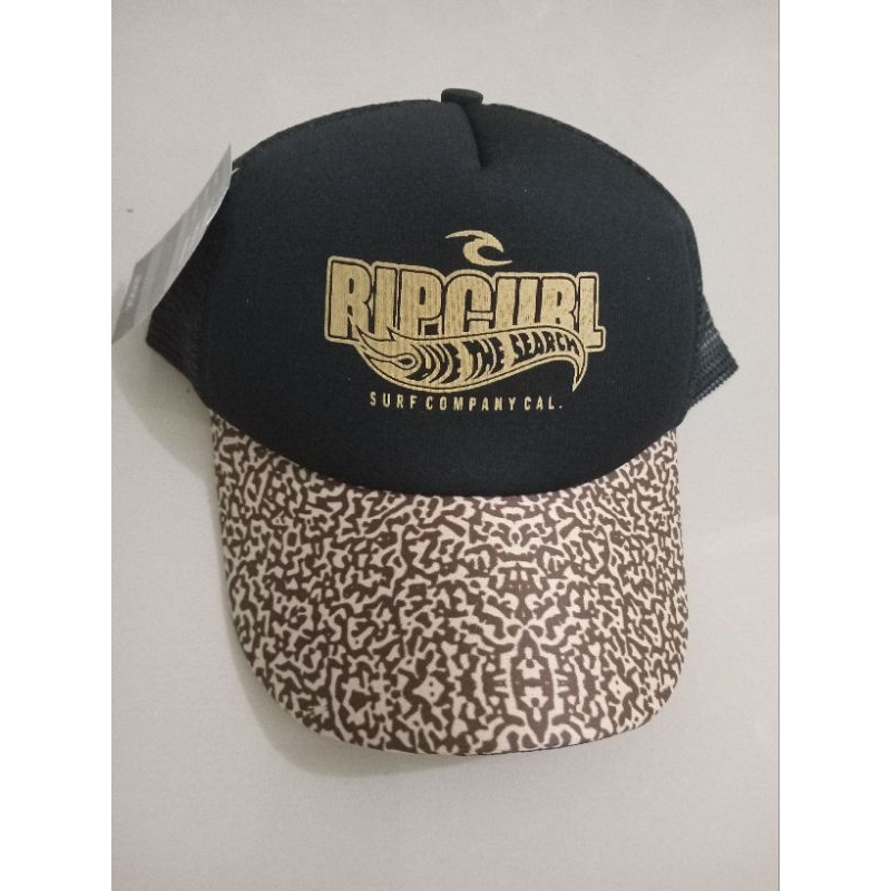 topi jaring aplikasi sablon