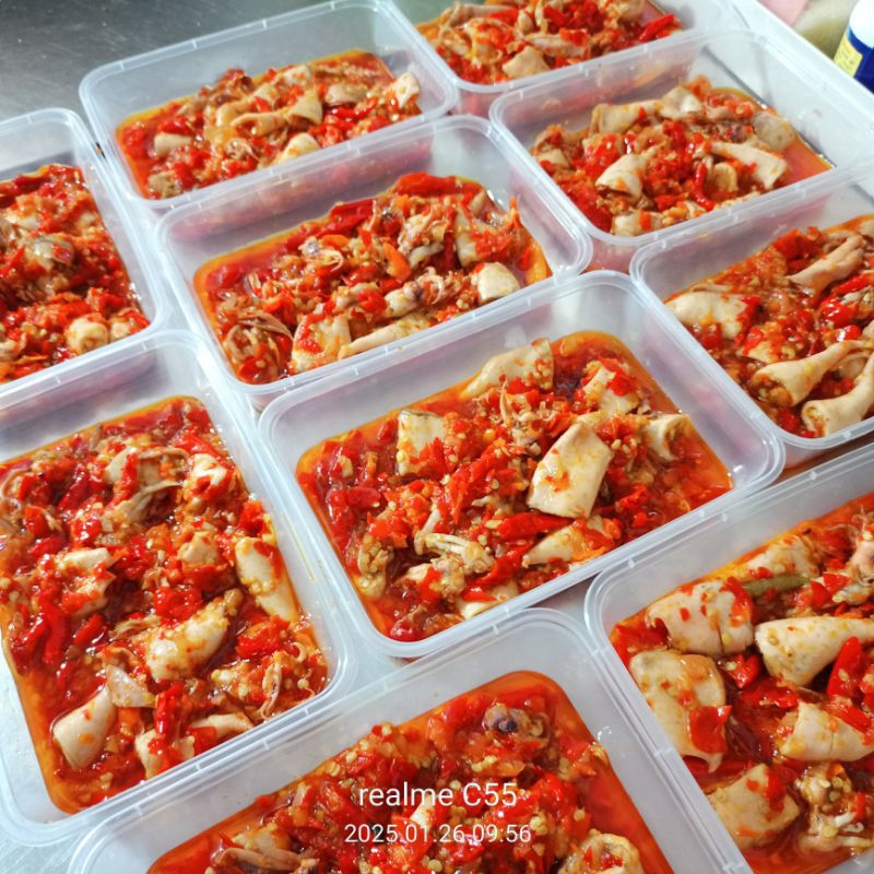 

Sambal cumi asin Frozen,200gr±halal