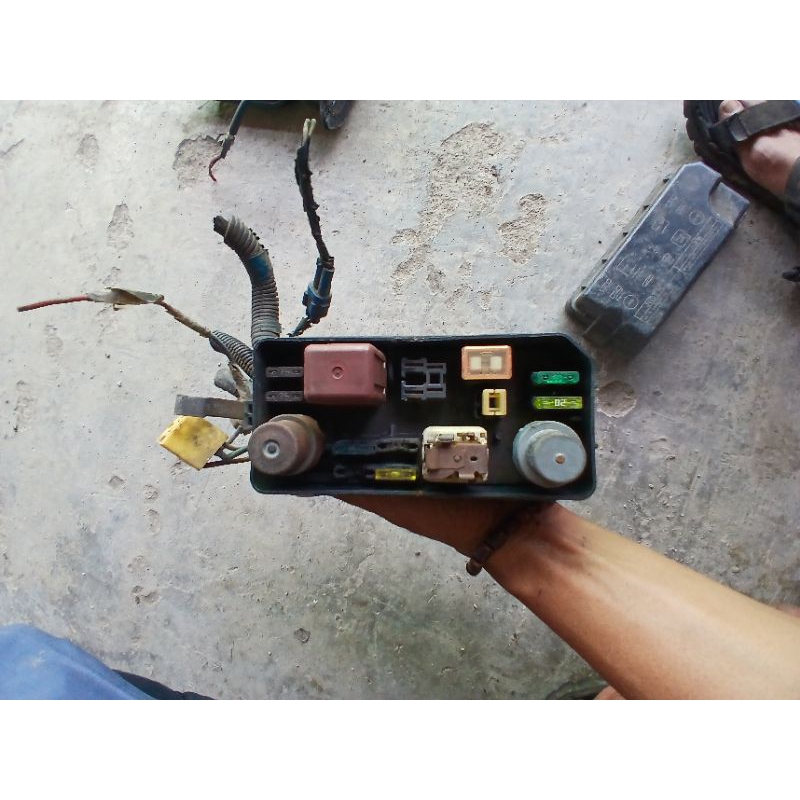 fuse box sekring mesin Corolla Twincam AE92 1.6