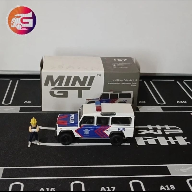 Mini GT Land rover defender 110 korlantas polri - indonesian traffic police