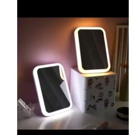 cermin/ kaca/ cermin hias/ cermin led/ kaca rias/ cermin lampu