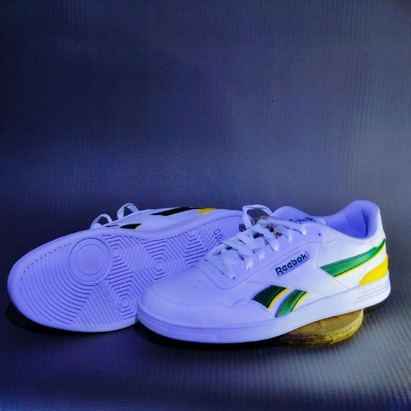 Reebok Sepatu Olahraga Putih