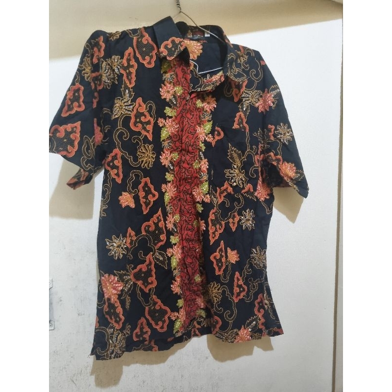 (PRELOVED) KEMEJA BATIK SOLO KRESNA LAKI LAKI