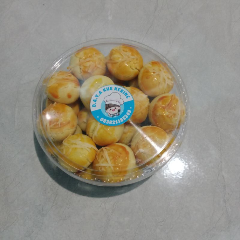 

Termurah!!! Kue Nastar Keju, Nastar Cokelat & Kue Keju 250Gram