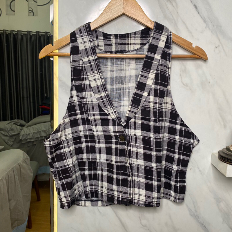 kode D-69 Rompi koboy kotak2/preloved