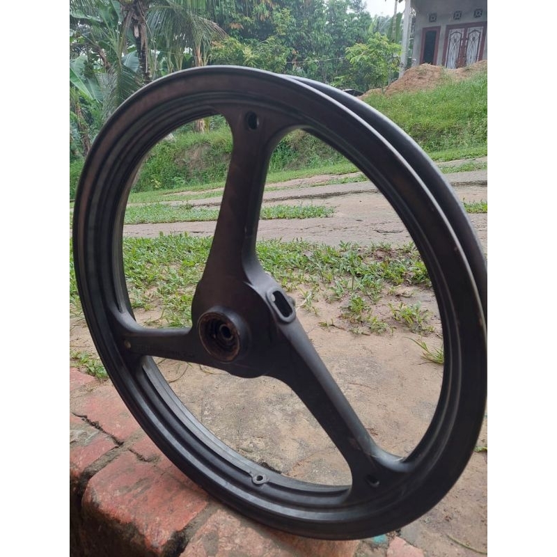 veleg satu set depan belakang tiger revo