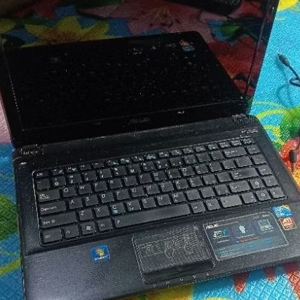 LEPTOP CORE I5 ASUS A42J KONDISI HIDUP MESIN