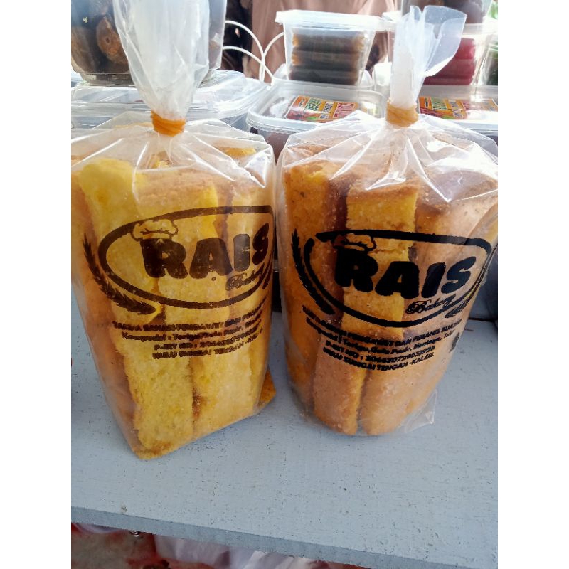 

Kue/Roti bagelan/roti kering" RAIS