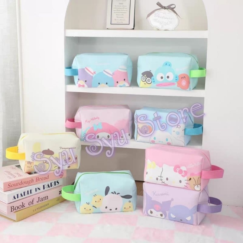 

Pouch Tempat Pensil Tenteng Serbaguna My Melody Kuromi Cinnamoroll Pochacco Badtz Maru Pompompurin