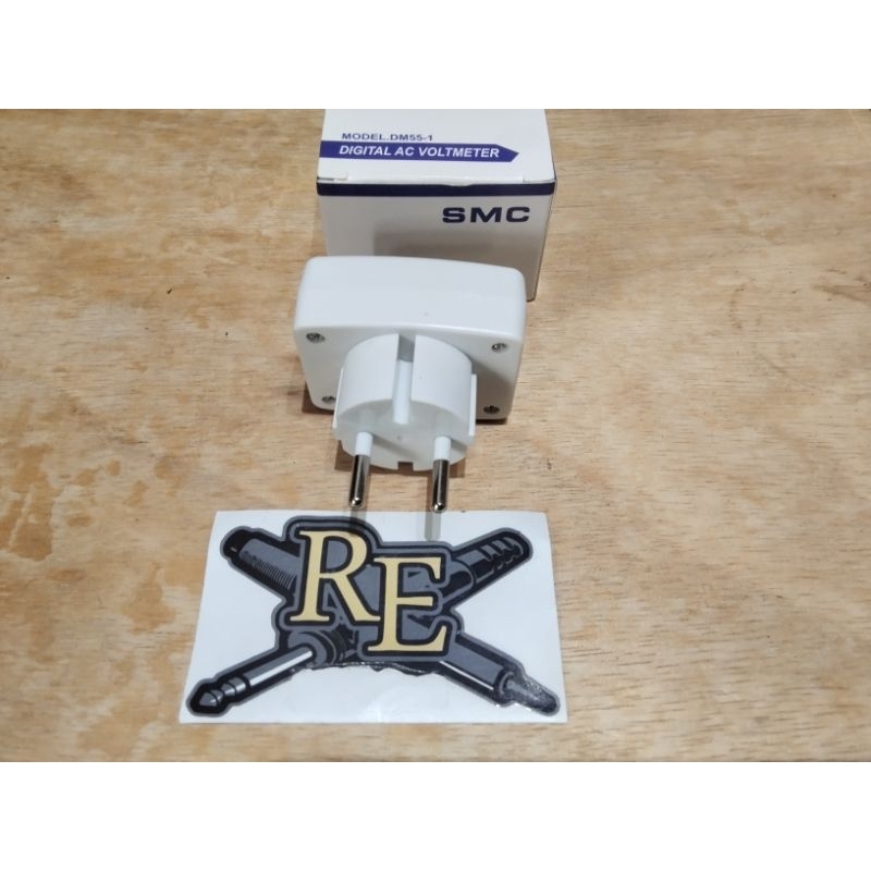 Digital AC voltmeter smc