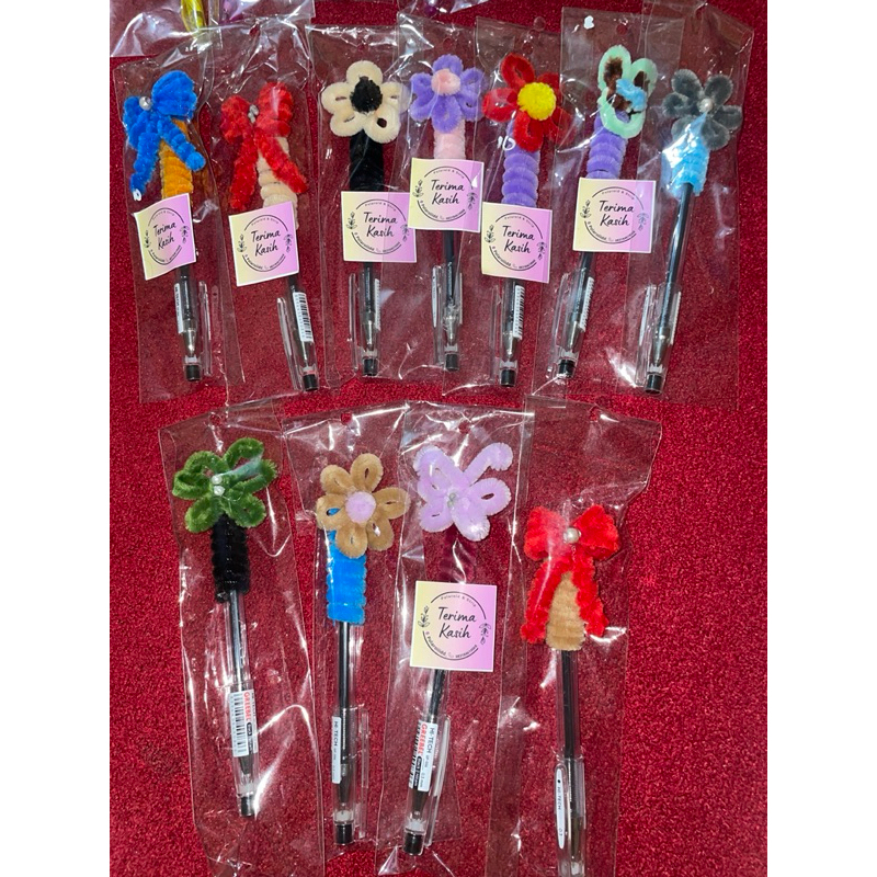 

Pena hias kawat bulu