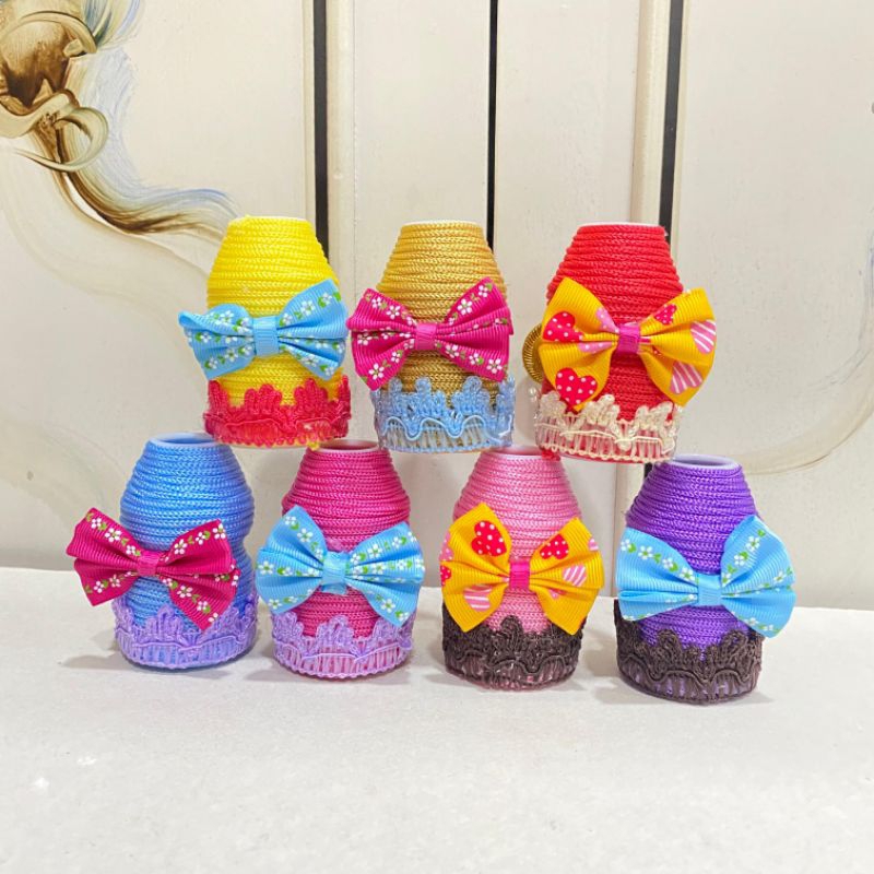 Vas mini dari botol bekas