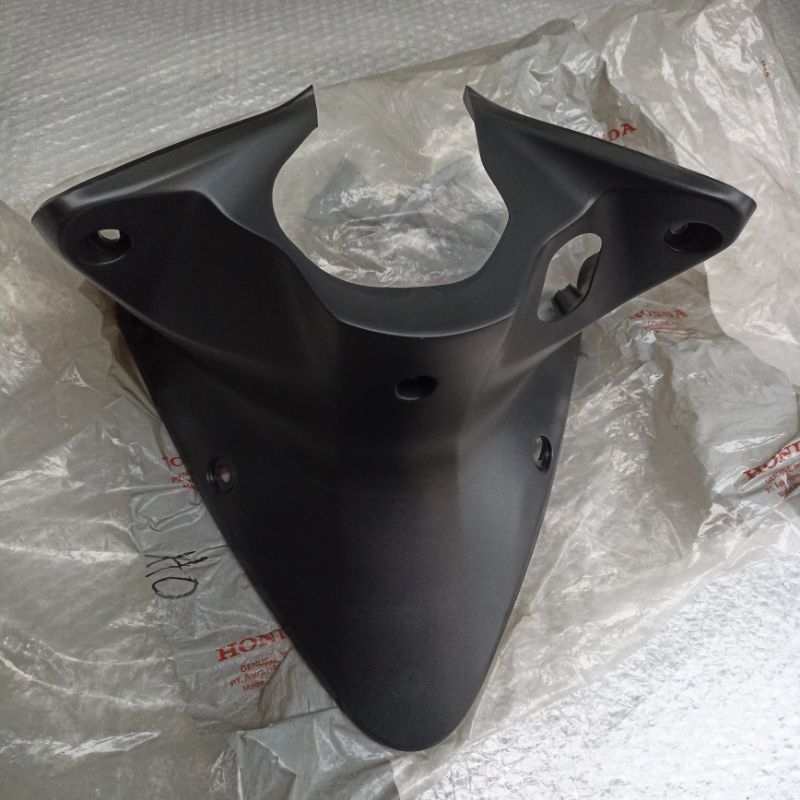 cover legshiled kunci kontak tengah revo 110 / 64310-KWW-600