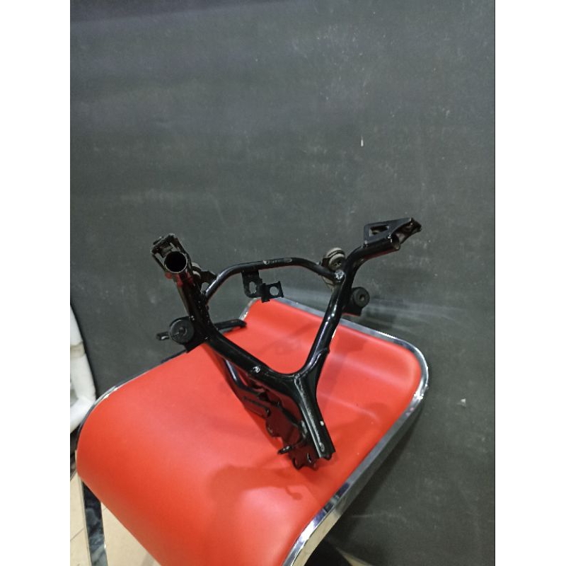 Braket dudukan lampu breket dudukan bodi CBR k45a tanduk bodi depan cbr 150r