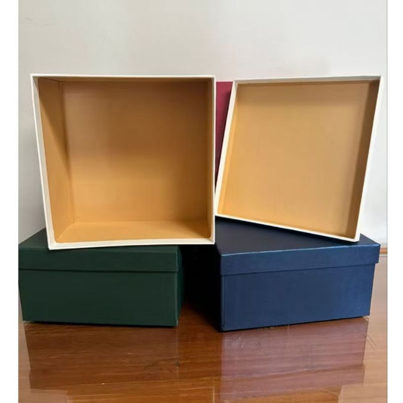 

Box Kotak BOX Kotak Kado Parcel Bingkisan Hampers Mewah Estetik Eksklusif Polos dan Motif