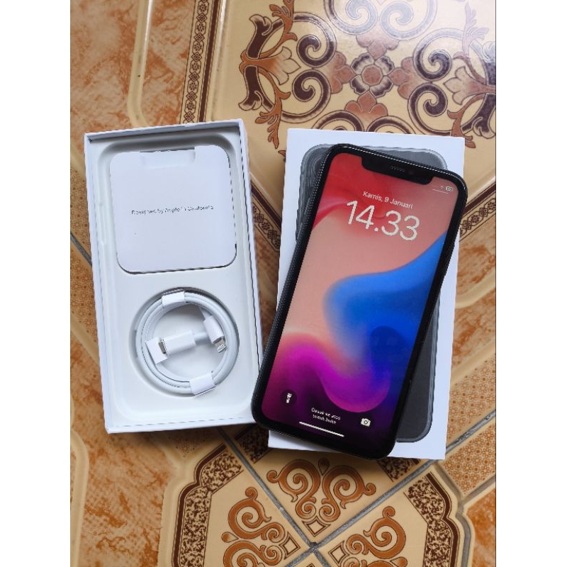 iPhone 11 128GB ex iBox - Bekas No Minus