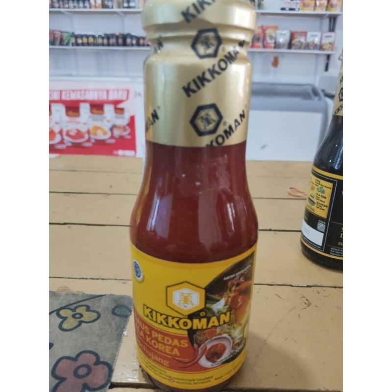

Kikkoman Saus pedas gochujang 300g