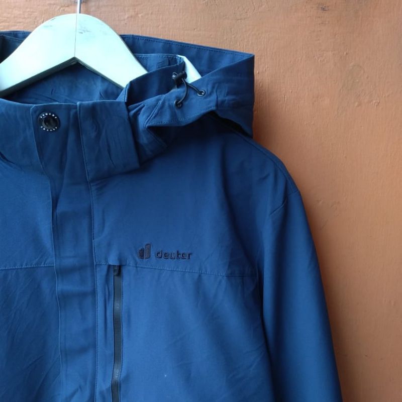 jacket deuter