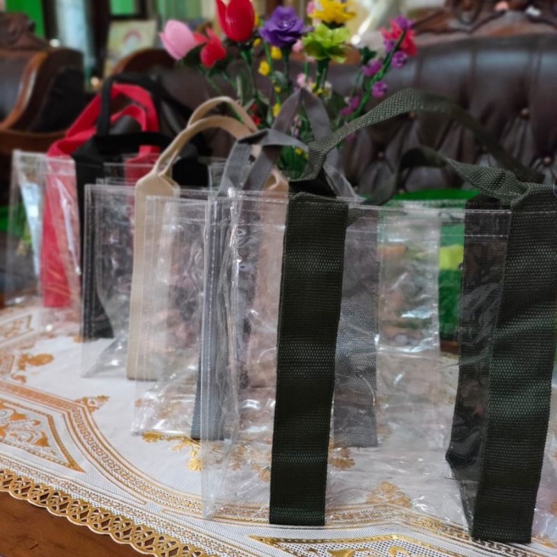 

TOTE BAG MIKA KOREA UK 25X10X20 HAMPERS MINI SIZE HAND BAGMIKA TAS SOUVENIR TAS TOTEBAG TAS KOSMETIK MIKA TEBAL..