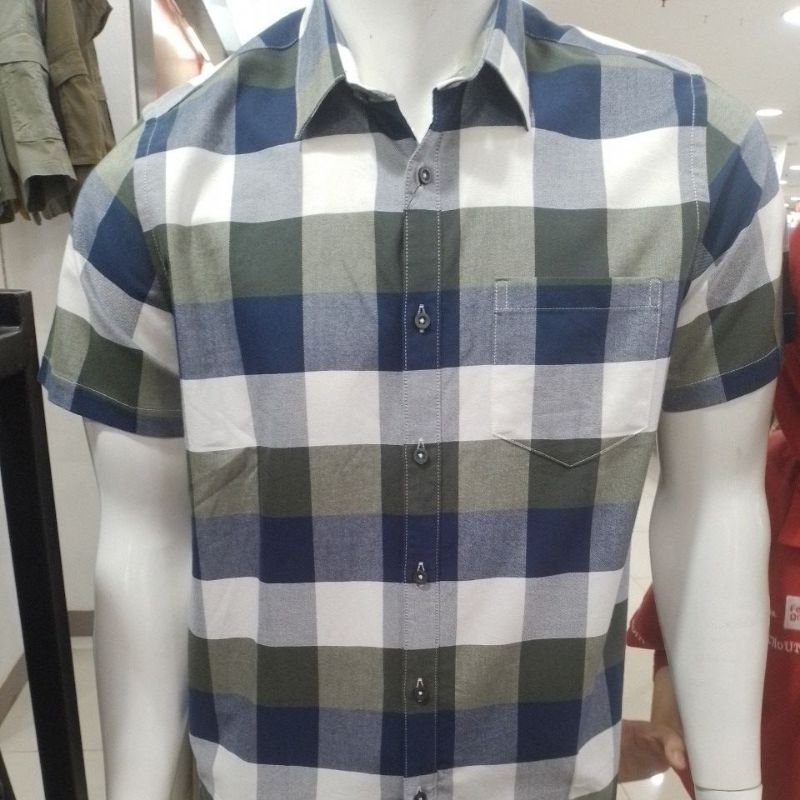 KEMEJA MOC