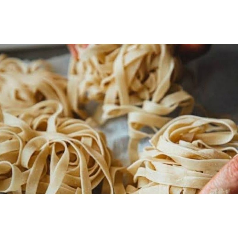 

Mie Pasta Lebar 2 Gulung