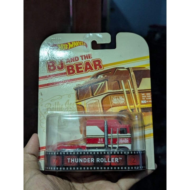 Hot Wheels Billie Joe BJ And The Bear Ruler Thunder Roller ( Card Kerut / Kemasan tidak mulus 100% )