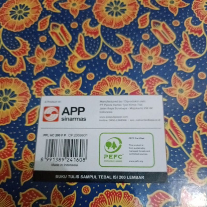 

Buku HC Folio 200 paperline