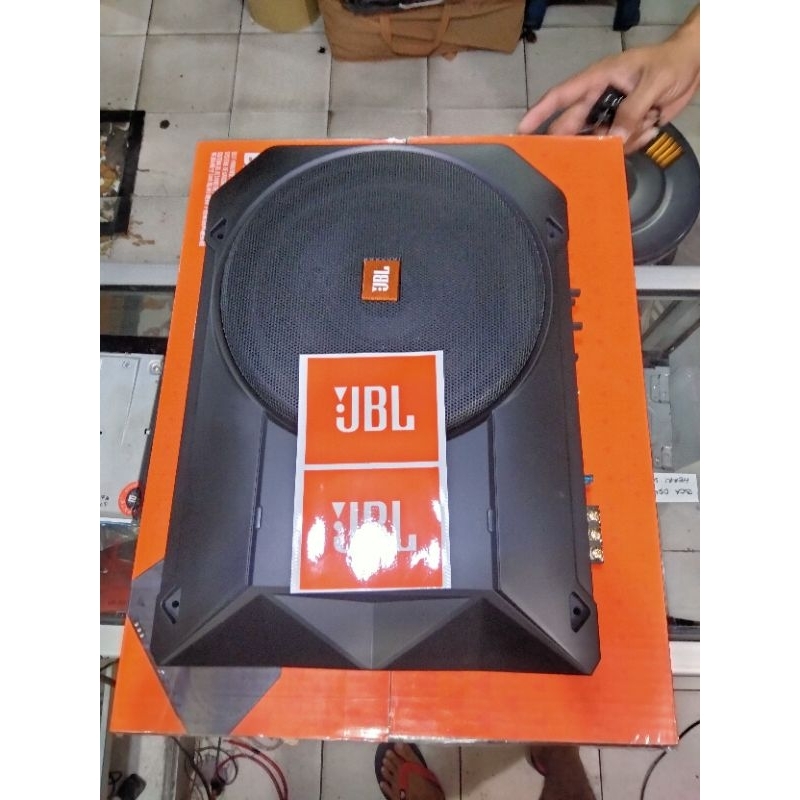 subwoofer kolong JBL 8 inch Audio mobil