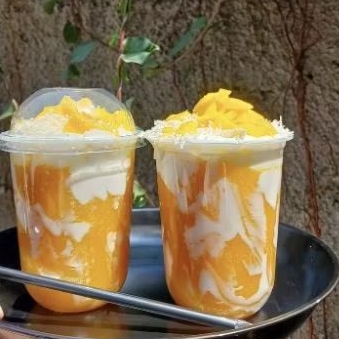 

sweet mango milk