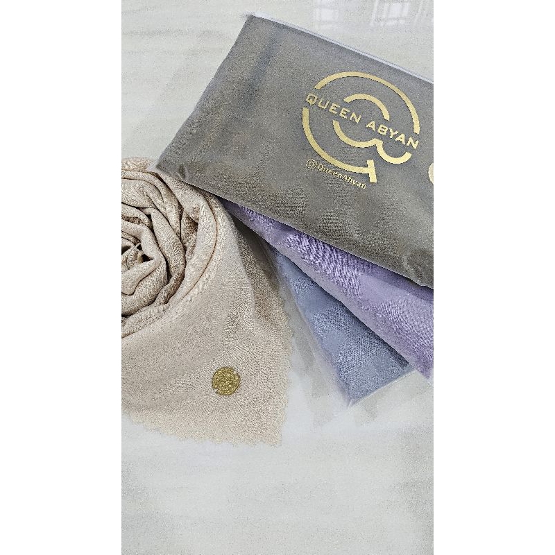 Hijab Syari Segi Empat