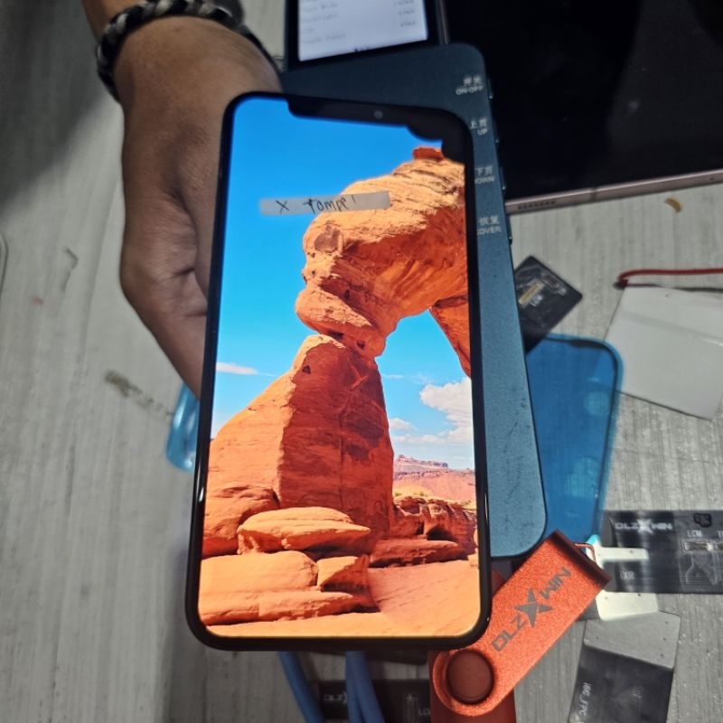 LCD IPHONE X MINUS TOMPEL