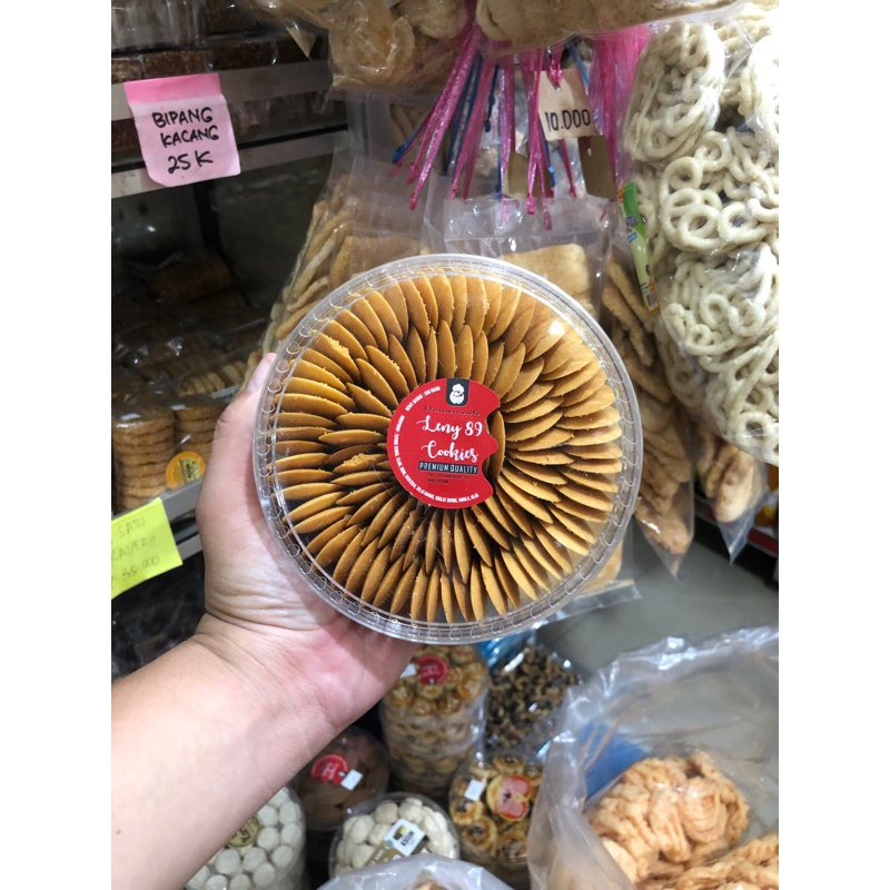 

Kue Kering Lidah Kucing