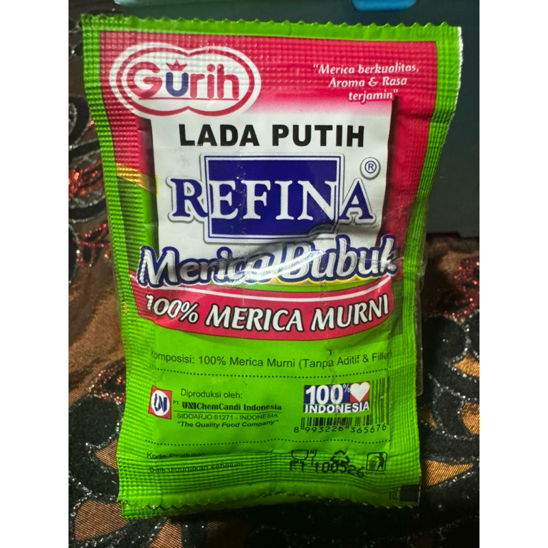 

Lada Putih /Merica Bubuk Refina sachet 4g