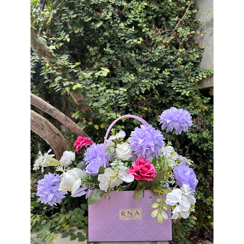 

bag flowers/ tas bouqet/ buket bunga tas/ buket bunga valentine day