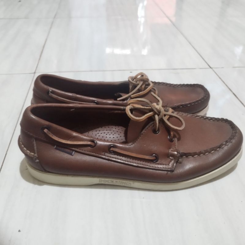 sebago docksides