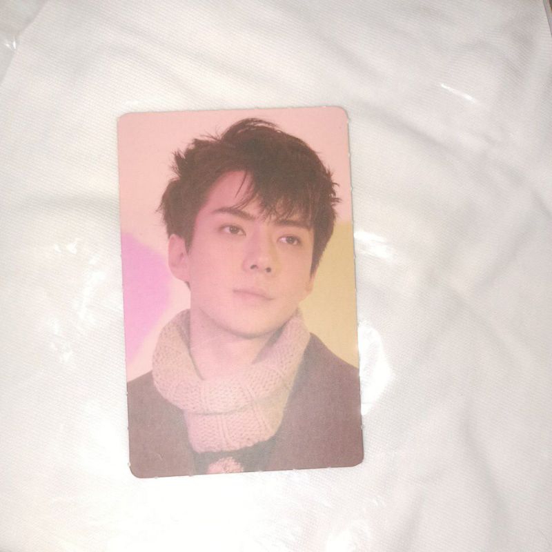 Sehun season greeting exo 2018 photocard ganteng